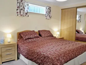 1 bedroom accommodation in Okehampton - Image 3