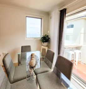Beachside Apartment in the heart of Cronulla - Image 5