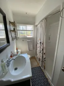 Entire Home with Lakeview - Image 2