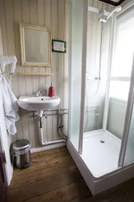 Lambalaekur Guesthouse - Image 3