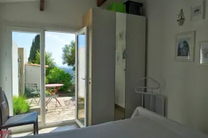 Villa Valcros in a quiet location with pool and panoramic views of sea and islands - Image 3