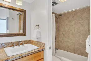 Waikiki Banyan Condo With Panoramic 37th Floor Ocean Views - Image 5