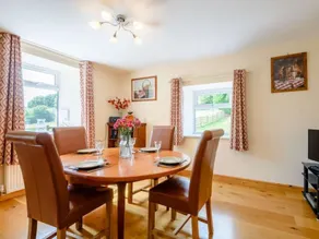 Farmhouse With Magnificent Countryside Views, Peaceful and Spacious - Image 5