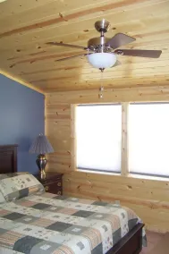Ellen's Log Cabin with Hot Tub ~ Located Minutes From The Upper Meramec River - Image 5