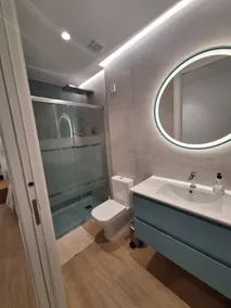 Exklusive 3-Bett-Wohnung am Strand mit Solarium und Whirlpool - Image 2