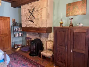 FAMILY HOME IN THE HEART OF TOWN - Image 2