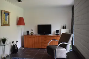 Luxury holiday home, quiet location and near the beach, suitable for seniors - Image 2