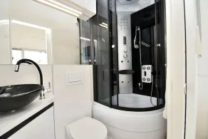 House Luxury - Image 3