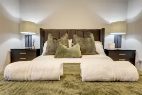The Penthouse - A Touch of Style! - Image 5