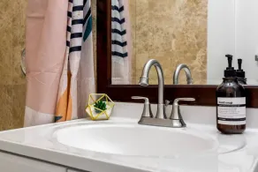 1803 Renton · 2b1b Sweet Suite @Renton 10 mins to SeaTac airport - Image 3