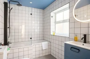 Victorian Townhouse in Central Broadstairs with Parking & Sea views - Sleeps 11 - Image 3