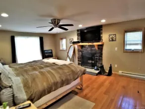 Lake Home on serene Highland Lake  - Image 4