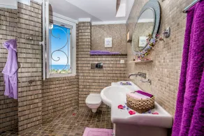 Panoramic Views, Authentic Atmosphere, Privacy, Luxury - Image 3
