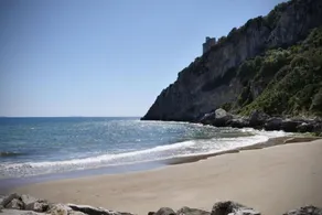IN THE COUNTRYSIDE BETWEEN THE SEA AND THE MOUNTAINS - Image 5