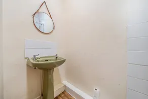 Happy Home Near Lime St & Anfield - Image 3