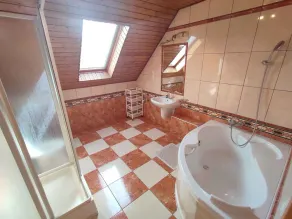 Holiday home with outdoor pool and air conditioning - Image 2