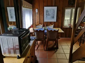 Monty's vacation home - Image 5