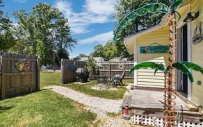 Sunnyside Up - Small Dog Friendly Waterfront Cottage - Image 5