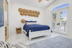 Brand New Interior- Central to Captiva Village- Steps to the Gulf-Stunning Pool - Image 4