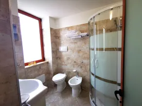 Curated Mini apartment ideal for couples and families,close to both sea and downtown - Image 3