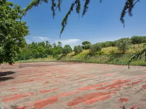 Beautiful private villa for 6 guests with pool, WIFI, TV, terrace and pets allowed - Image 2
