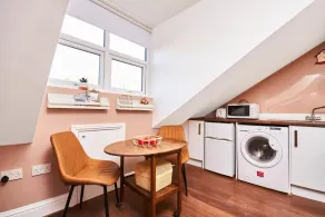 Beautiful Chique Apartment 24/7 Check In - Image 4