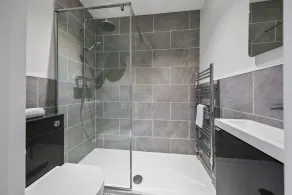 Host & Stay | Staffordshire Knot - Image 3