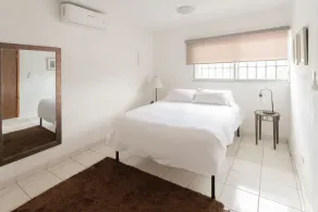 2bdr 2bath Apartment in downtown with high speed Wi-Fi. Walk to the malecon/sea. - Image 5