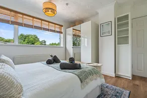 Comfortable 3-Bed House in Leeds by 53 Degrees Property, Sleeps 5 with Parking & Garden! - Image 5