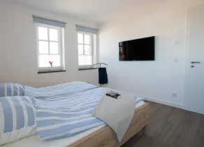 Apartment beach life. 2 bedrooms, high quality furnishings, great sea views! - Image 5