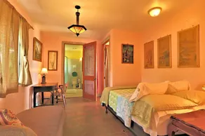 Puumoi Pink House: 2bedroom hjem med solopgang og havudsigt. 10 minutter til Hilo - Image 5