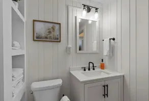 Updated FULL Duplex - Perfect Large Fam Vacay Spot - Image 4