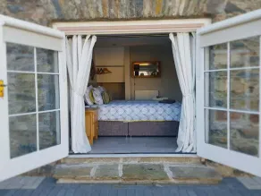 Magical 3-Bed Stone Built Cottage - Sleeps 6 - Image 4