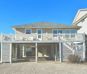 East End Cottage with Pool across the street from the Beach - Image 5