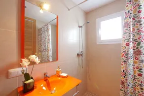 \"Villa Jerónimo\" com vista para a montanha, Wi-Fi, piscina, jardim, terraço e varanda - Image 4