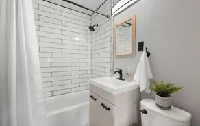 Modern 3 Bedroom Home in Beaverton - Image 4