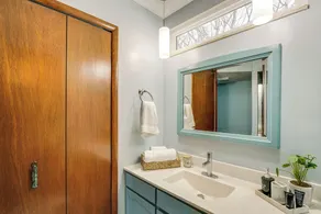 Close to Hospitals & Downtown: Cleveland Home - Image 3
