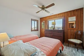 Spacious canal-front home with stunning Back Bay views and sunsets. - Image 5