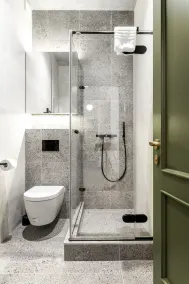 Two Bedroom Two Bathroom Apartment with Parking - Image 5