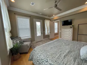 Lakeview Retreat: Dock, Boat Slip, Spacious for multi-family - Image 5