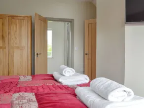 2 bedroom accommodation in Tibthorpe, near Driffield - Image 5