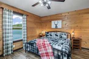 Views! Lakefront Hot Tub, Kayaks, Firepit, & Pool! Disc Golf, Park, & Playground - Image 4