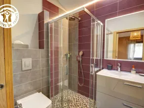 Charming Cottage for 6, Private Garden & Pond - Image 3