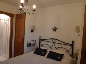 Appartement 3 pièces avec piscine et parking, jusqu'à 6 personnes - Image 4