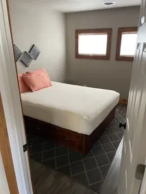 Spacious 3bdrm apt in the heart of downtown Munising - Image 5