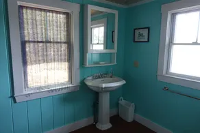 Updated lake cottage right on Damariscotta Lake. - Image 2