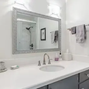 Une vue imprenable SF de Cozy 1 Chambre Pied-A-Terre - Image 3