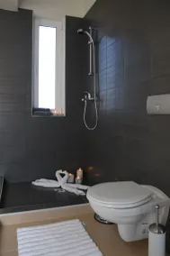 Amazing Pool Villa 2 min from the Haraki beach & 10 min from Lindos - Image 3