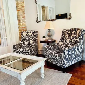 Azalea Suite at The Mockingbird Inn - Image 3