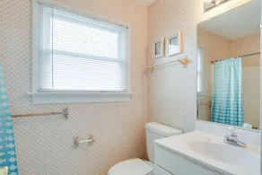 Oates Bluff: Pet friendly, Beach Club Access w/ Community Pool & Tennis Courts - Image 3